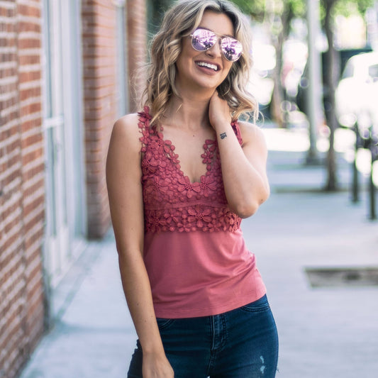 Floral Lace Detailed Cami Sleeveless Top